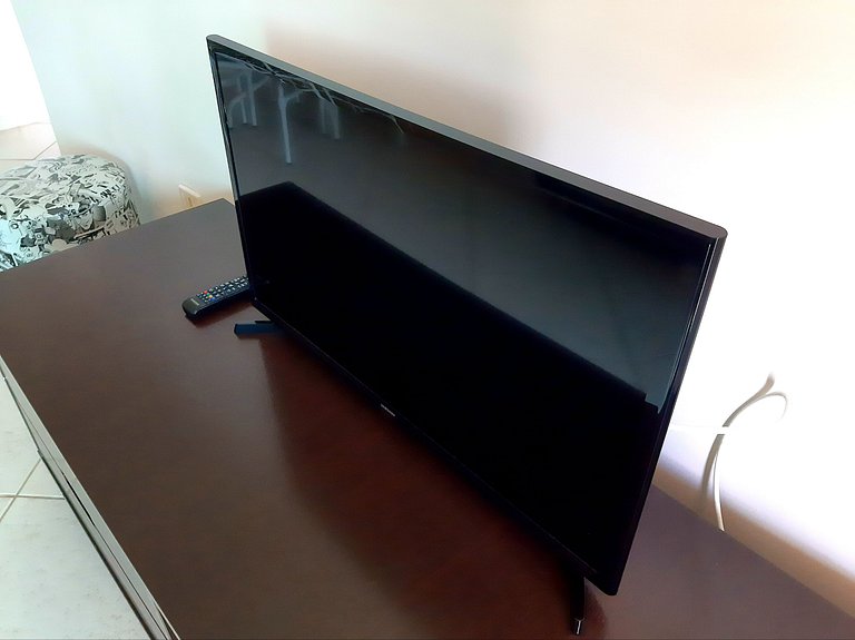 AF12: EXCELENTE LOCALIZAÇÃO, AR, PISCINA, COMPLETO