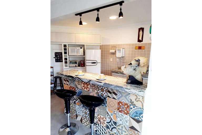 AF24: Decorado, bem localizado, piscina e WI-FI