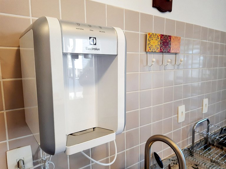 AF24: Decorado, bem localizado, piscina e WI-FI