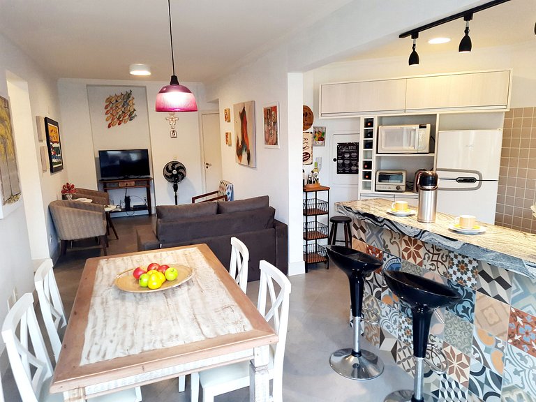 AF24: Decorado, bem localizado, piscina e WI-FI