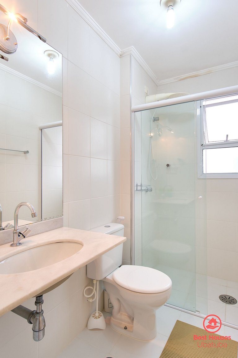 HT3 - Bem localizado, Ar, Piscina e Var. Gourmet