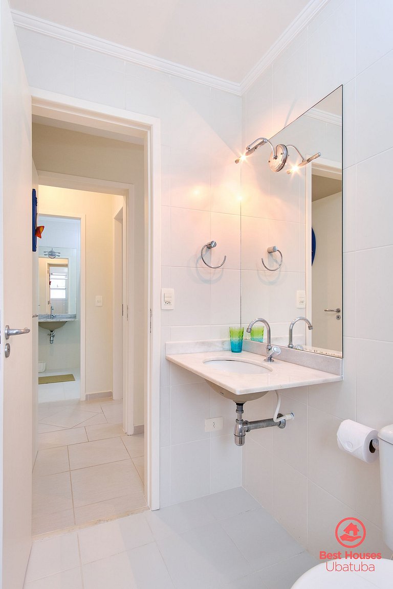 HT3 - Bem localizado, Ar, Piscina e Var. Gourmet