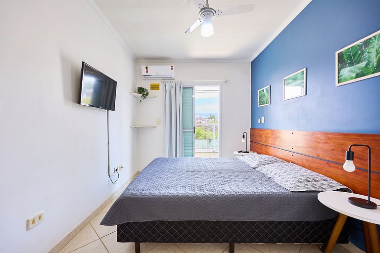 AF11: Perto das praias e comércio, piscina, ar, wi-fi, varan