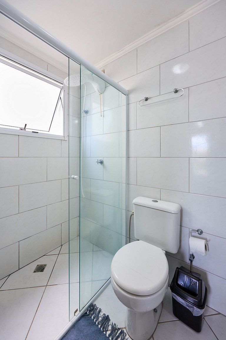 AF-11 Varanda gourmet, ar, piscina, próximo praias