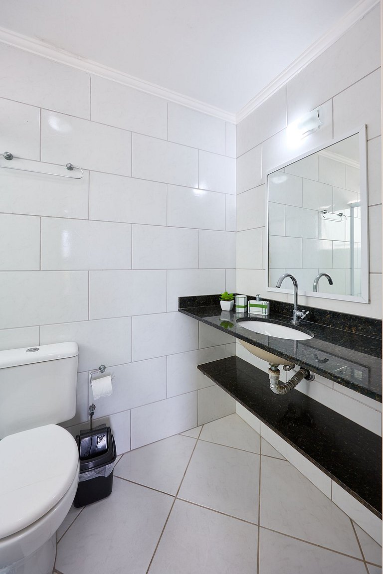 AF-11 Varanda gourmet, ar, piscina, próximo praias