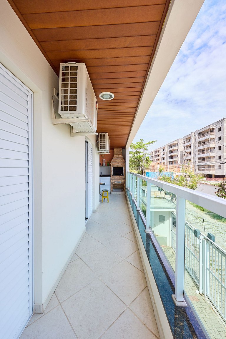 AF-11 Varanda gourmet, ar, piscina, próximo praias