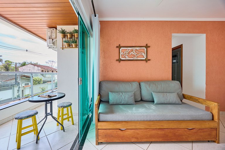 AF11: Perto das praias e comércio, piscina, ar, wi-fi, varan