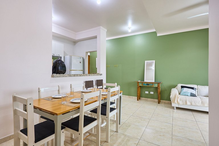 Af-70 Apartamento espaçoso com vista para o mar