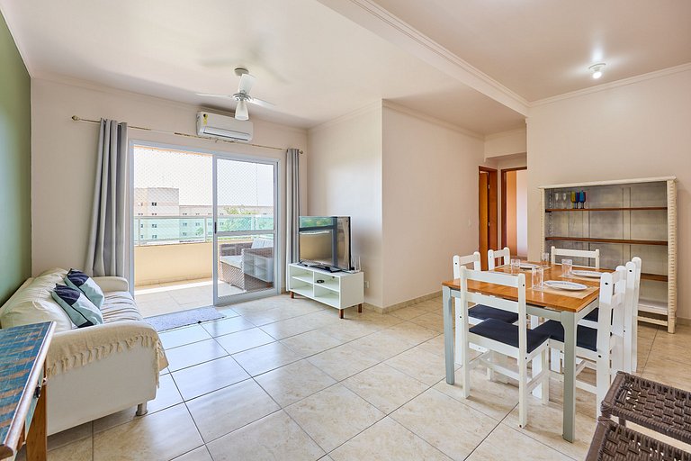Af-70 Apartamento espaçoso com vista para o mar