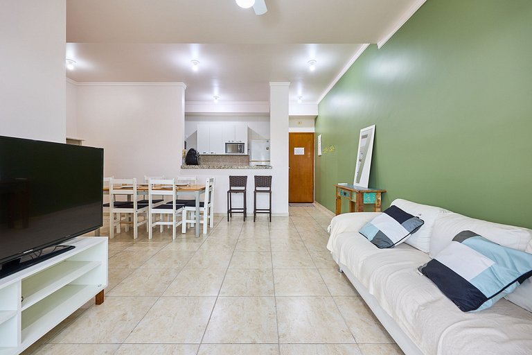 Af-70 Apartamento espaçoso com vista para o mar