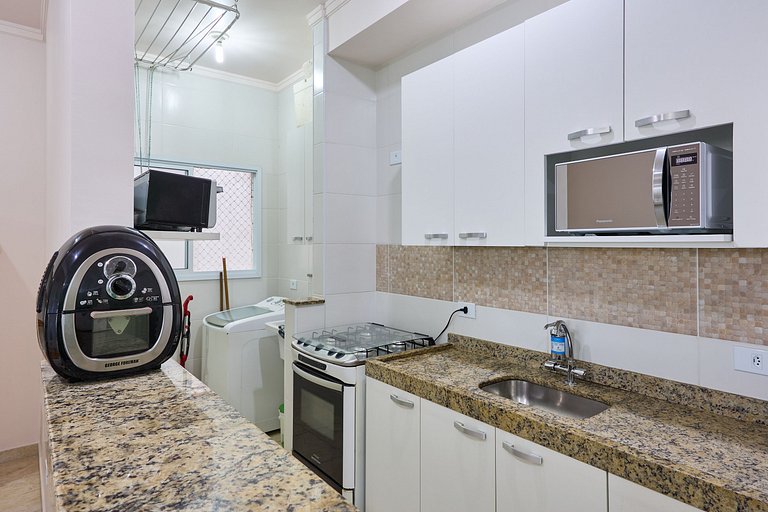 Af-70 Apartamento espaçoso com vista para o mar