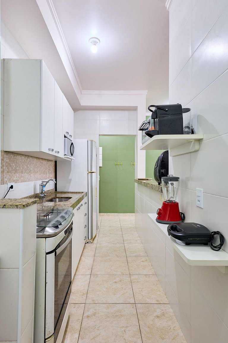 Af-70 Apartamento espaçoso com vista para o mar