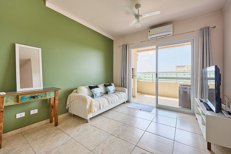 Af-70 Apartamento espaçoso com vista para o mar