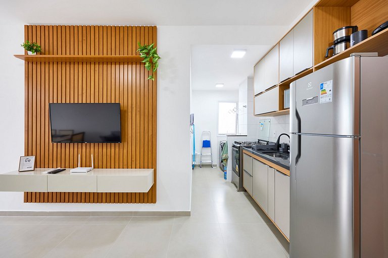 Itaguá: Apto Novo c/ Piscina, Varanda e Ar Cond.