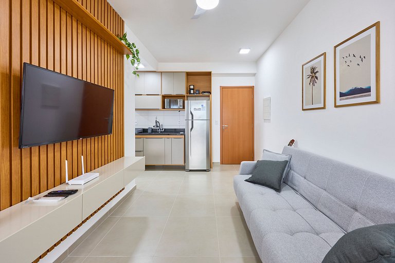 Itaguá: Apto Novo c/ Piscina, Varanda e Ar Cond.
