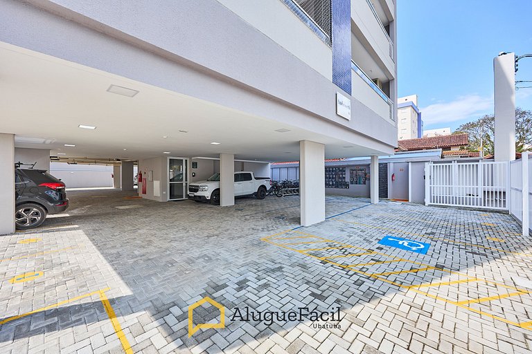 Itaguá: Apto Novo c/ Piscina, Varanda e Ar Cond.