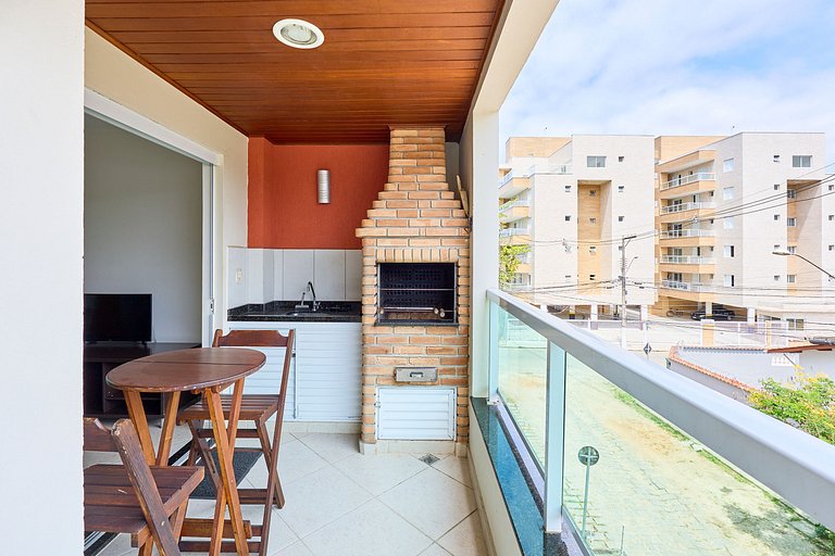 AF12: Bem localizado, completo, 2 vagas!