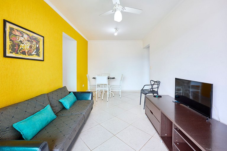 AF12: Bem localizado, completo, 2 vagas!