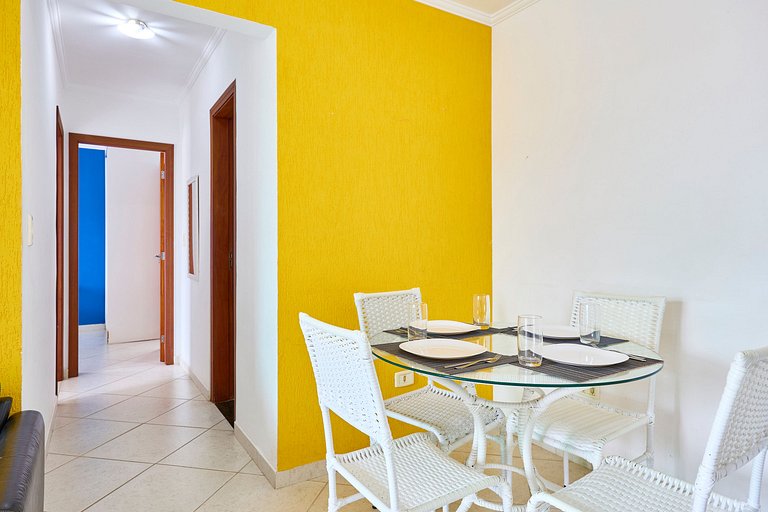 AF12: Bem localizado, completo, 2 vagas!