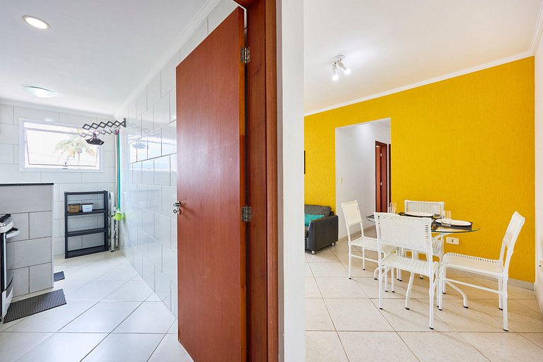 AF12: Bem localizado, completo, 2 vagas!