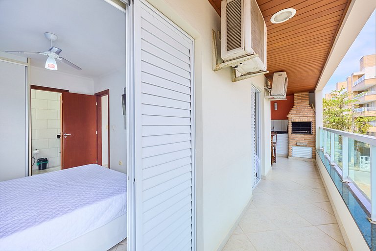 AF12: Bem localizado, completo, 2 vagas!