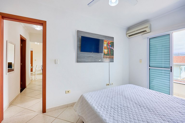 AF12: Bem localizado, completo, 2 vagas!