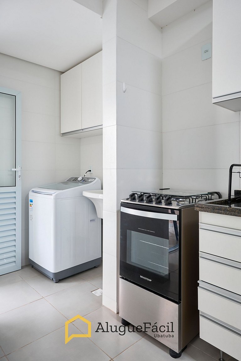 Af-83 - Novinho, completo e perto da praia.