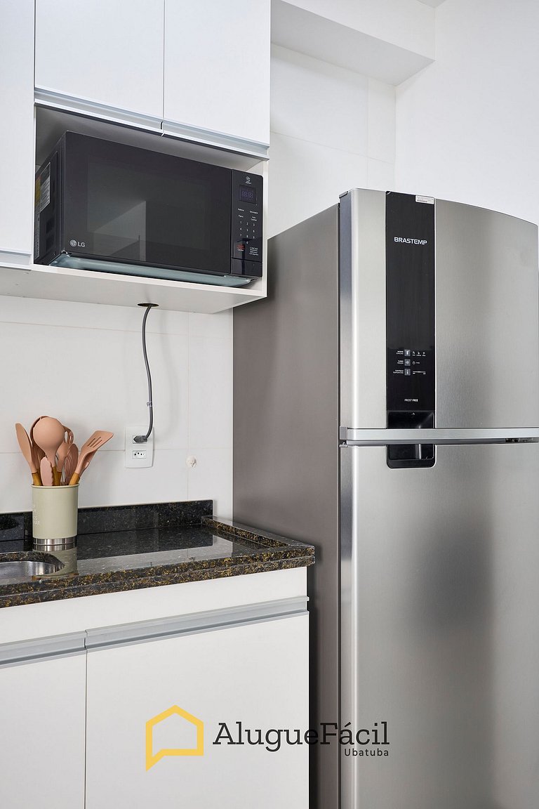 Af-83 - Novinho, completo e perto da praia.