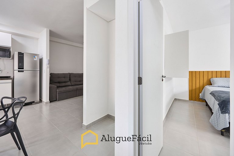 Af-83 - Novinho, completo e perto da praia.