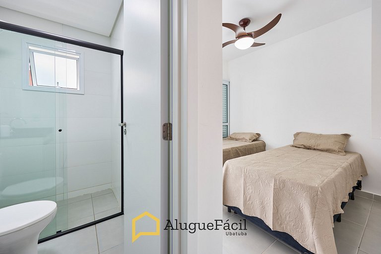 Af-83 - Novinho, completo e perto da praia.