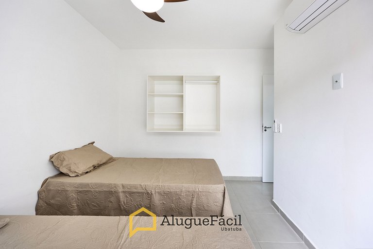 Af-83 - Novinho, completo e perto da praia.