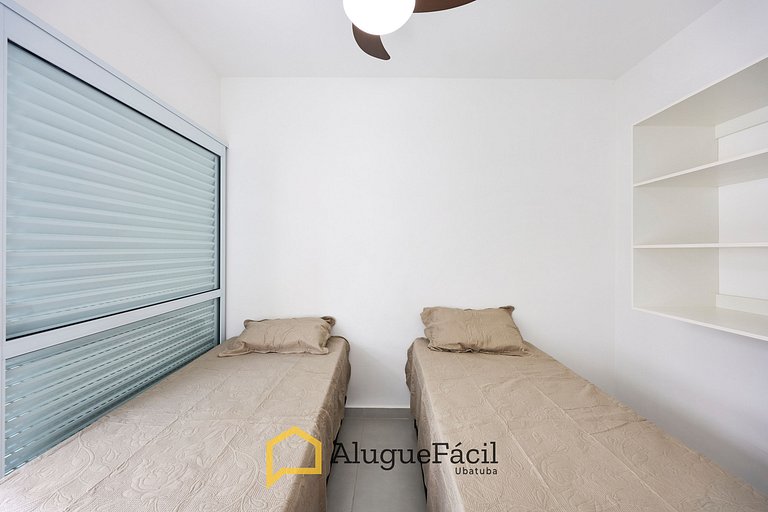 Af-83 - Novinho, completo e perto da praia.