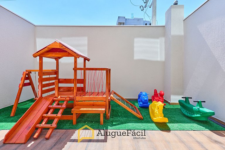 Af-83 - Novinho, completo e perto da praia.