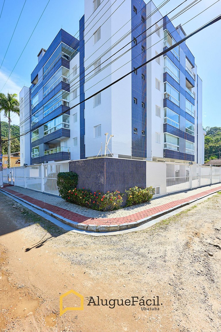 AF87 - Completo, lindo e pertinho da praia